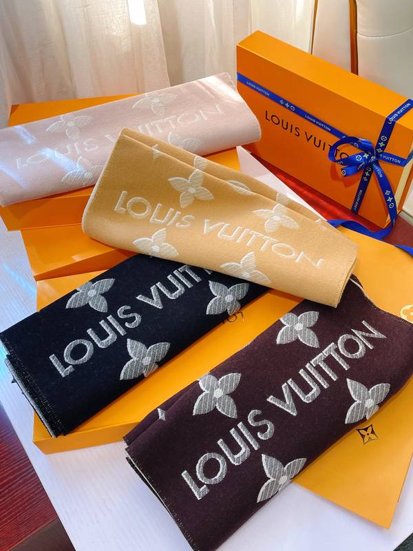 Louis Vuitton Scarf LVC00488